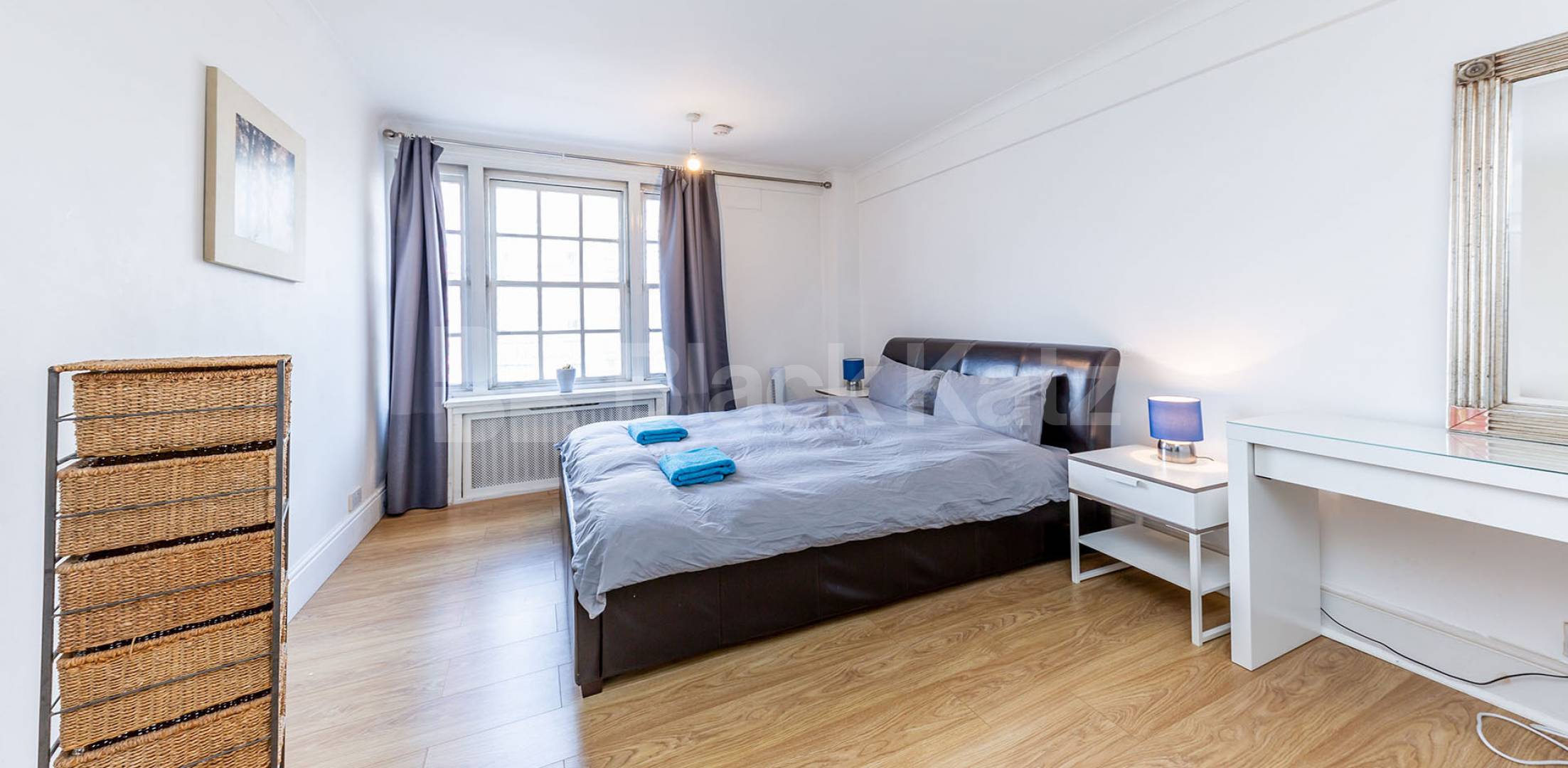 Comfortably furnished bedrooms 1 Bedroom, Furnished Flat in Park West